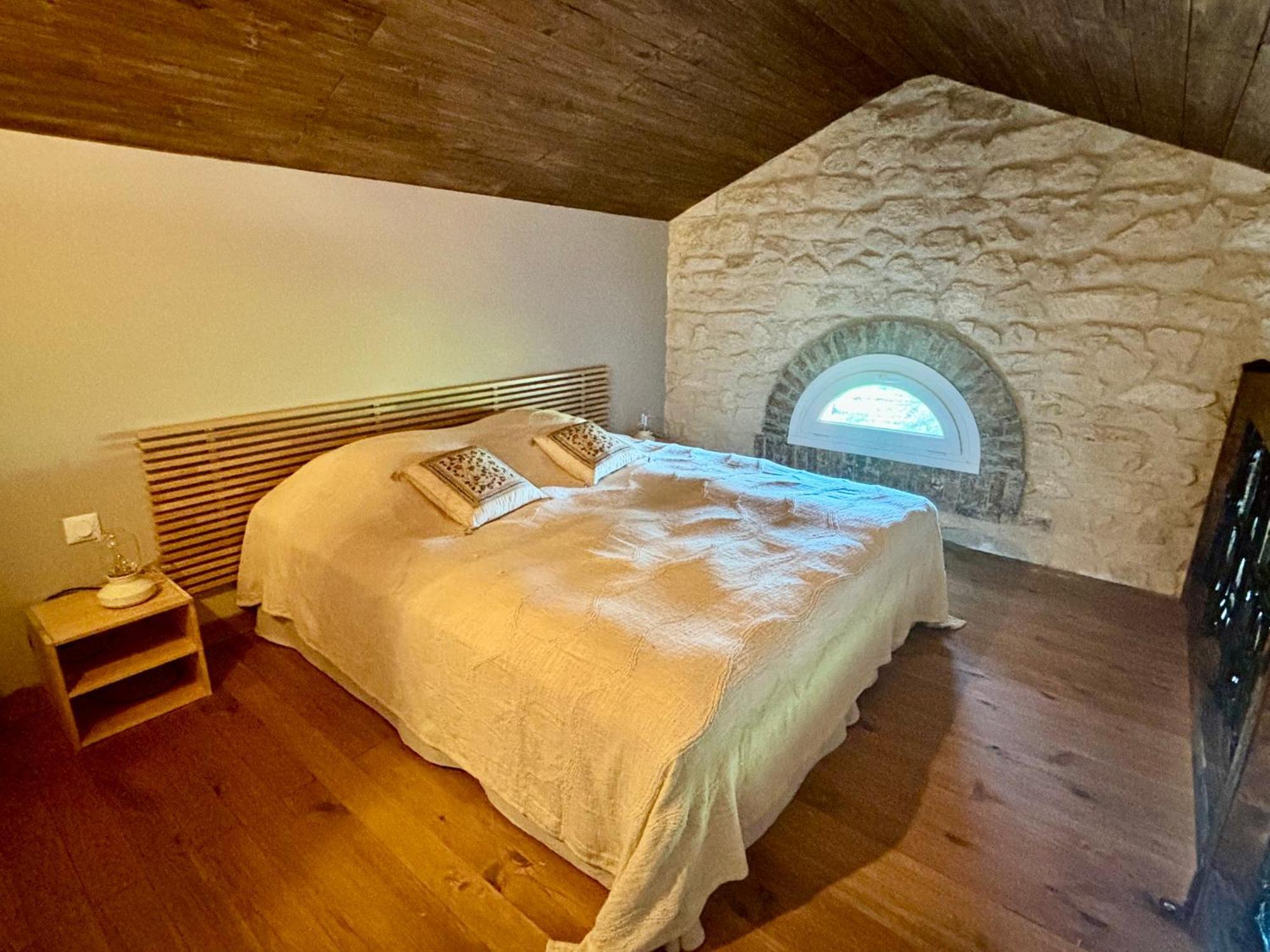 La Cave De Grand Cabane Fourques  ภายนอก รูปภาพ